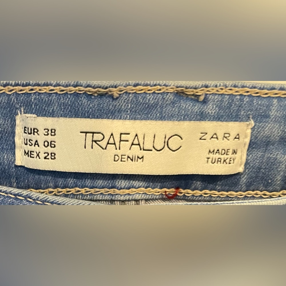 Zara Trafaluk Distressed Denim Skinny Jeans - Picture 3 of 3